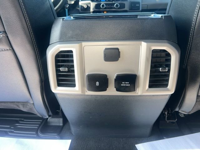 Used 2022 Ford F250 Lariat w/ Chrome Package image 14