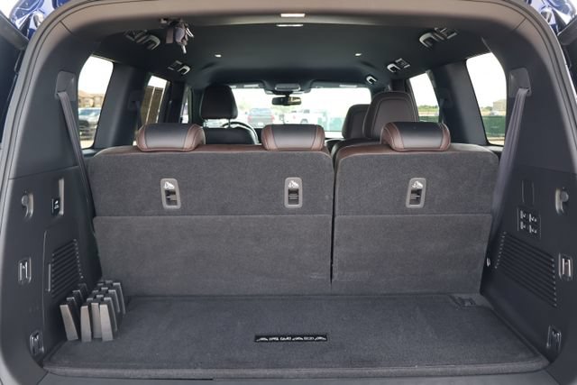 Used 2025 Nissan Armada SL w/ Captain's Chari Seat Package RWD image 7