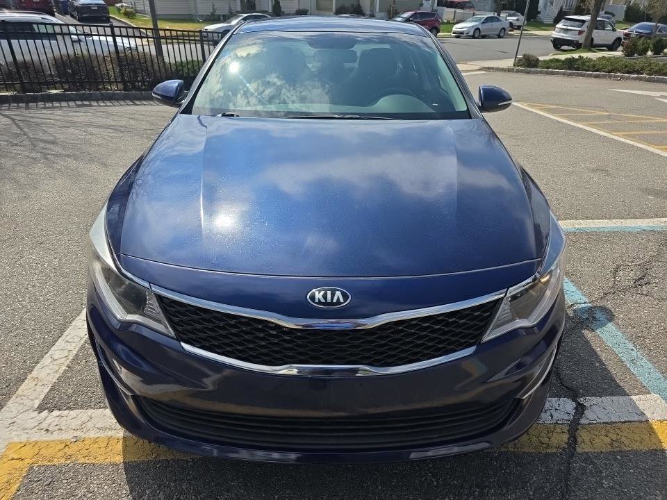 Used 2018 Kia Optima LX image 2