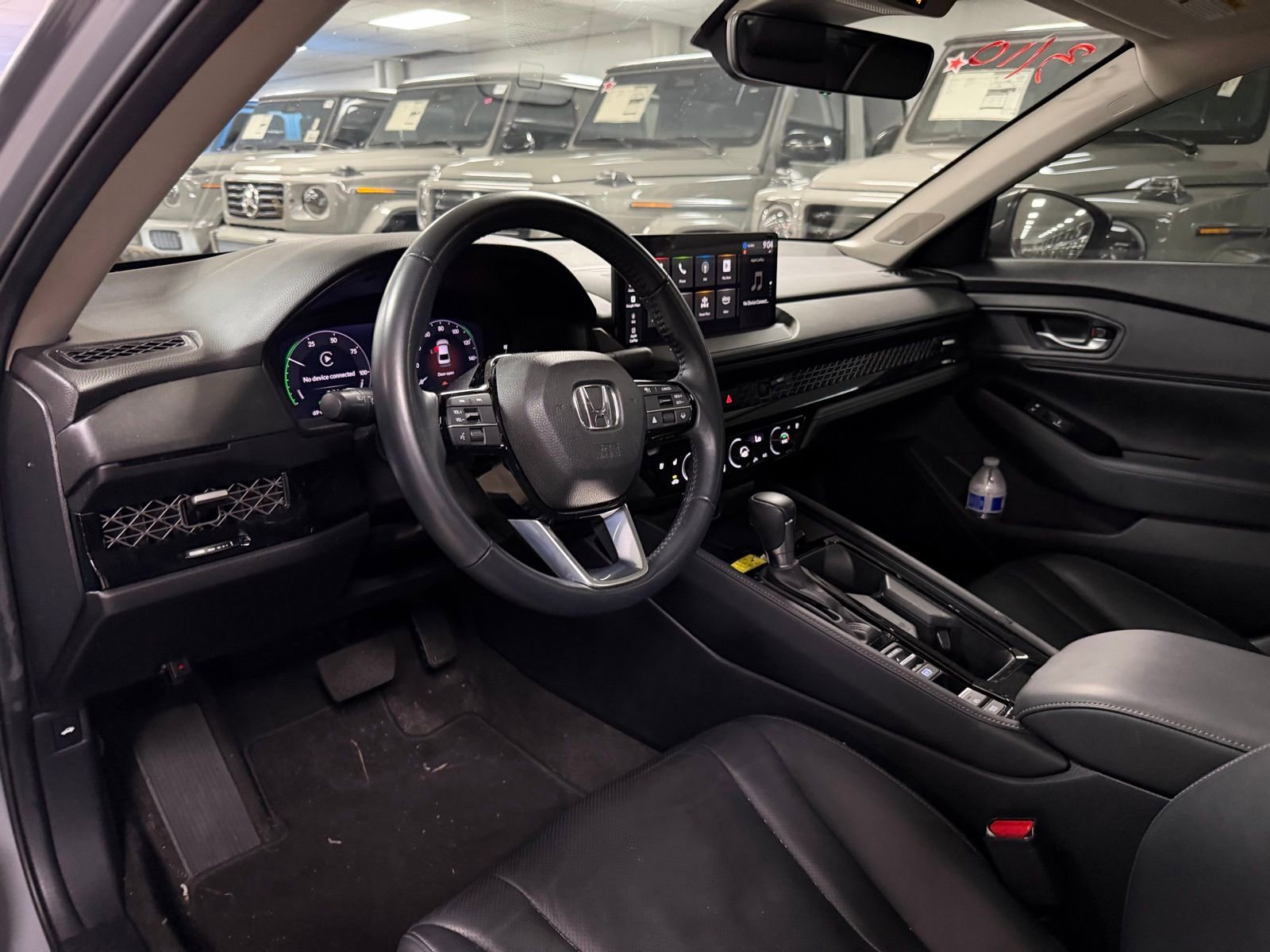 Used 2024 Honda Accord Touring image 9