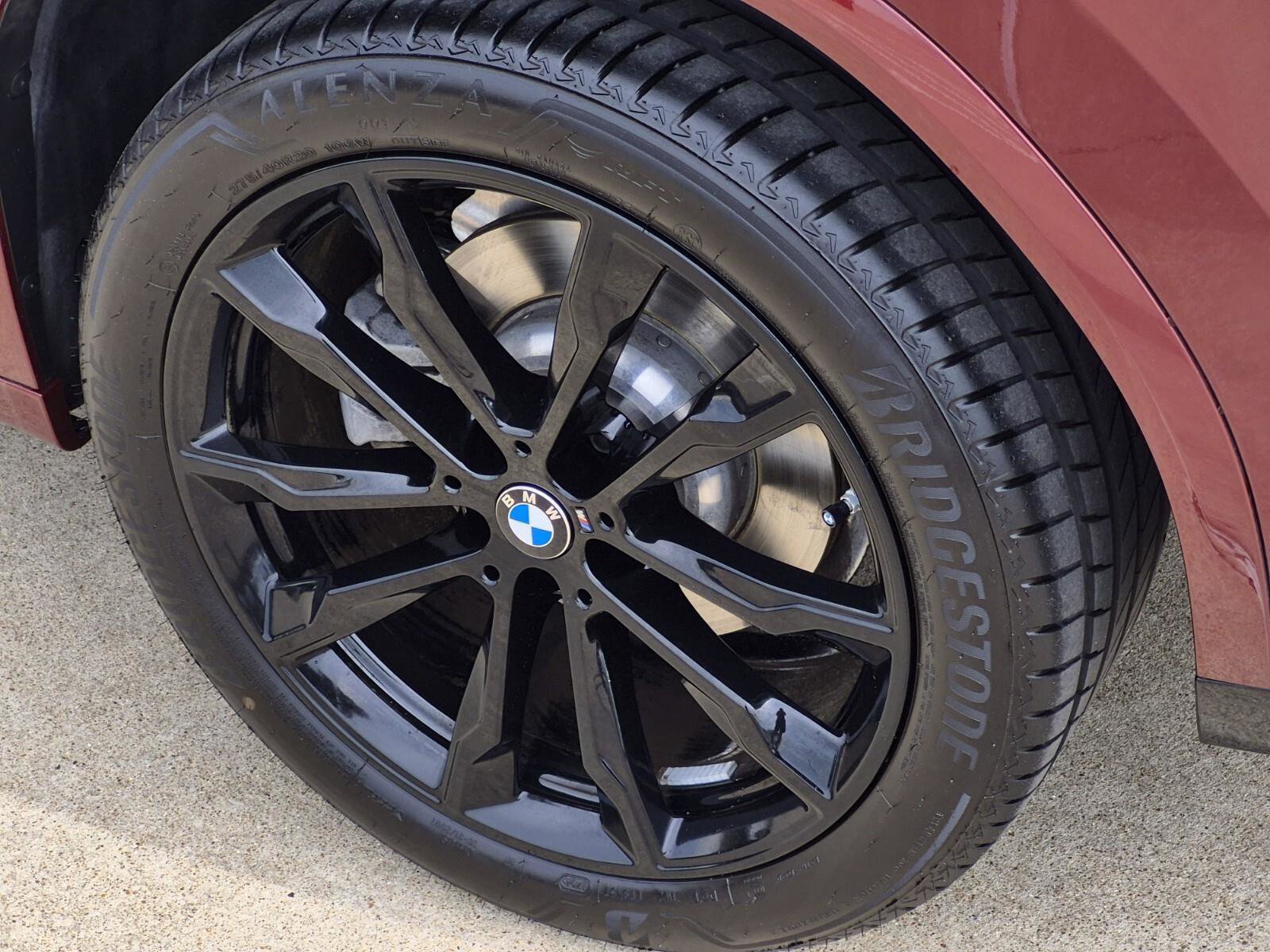 Certified 2025 BMW X4 xDrive30i AWD/4WD image 7
