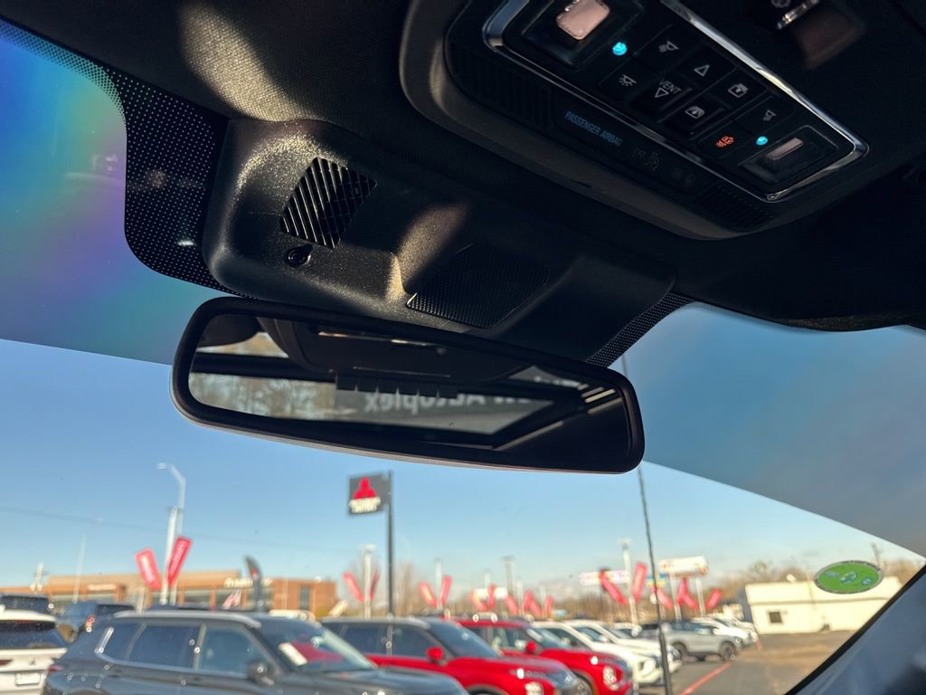 Used 2025 Ford F150 Raptor image 37