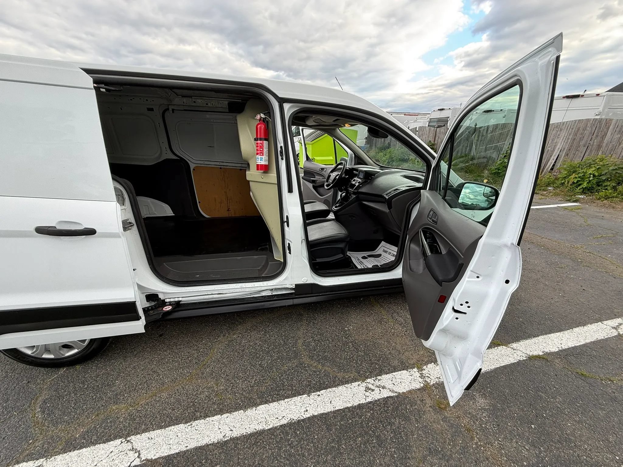Used 2021 Ford Transit Connect XL FWD image 30