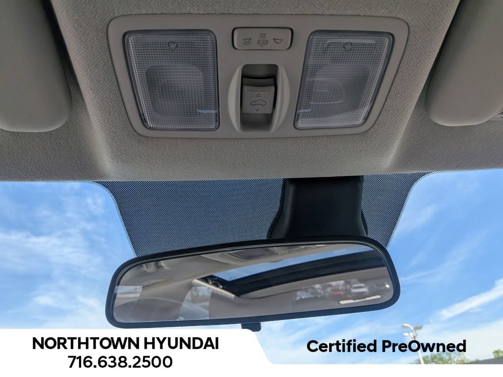 Certified 2023 Hyundai Venue SEL w/ Cargo Package FWD image 23
