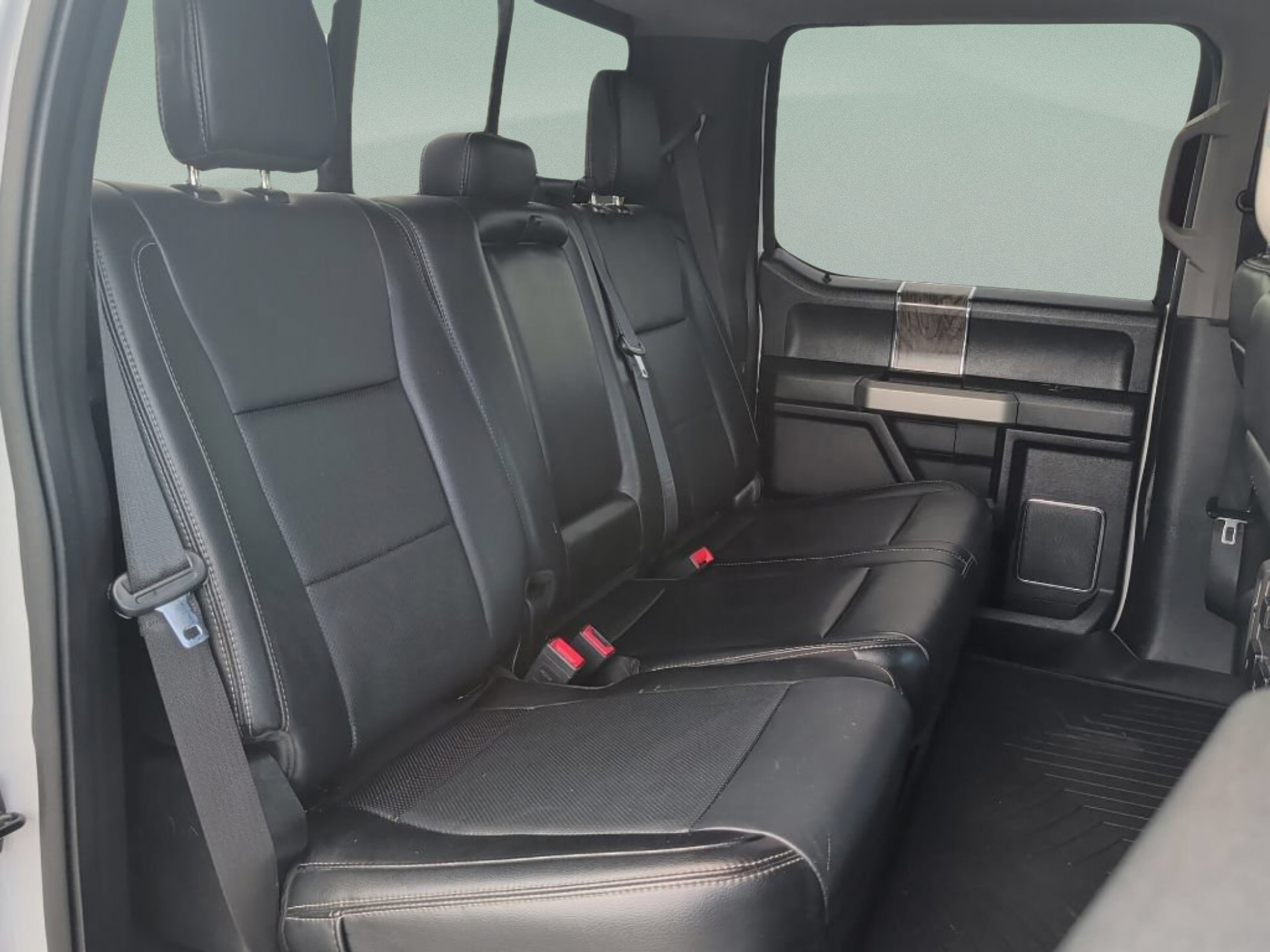 Used 2019 Ford F250 Lariat w/ Lariat Value Package AWD/4WD image 44