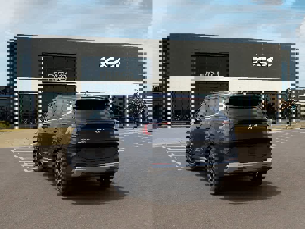 New 2026 Kia Sportage EX image 4