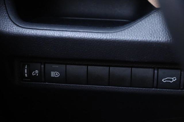 Certified 2025 Toyota RAV4 XLE Premium image 21