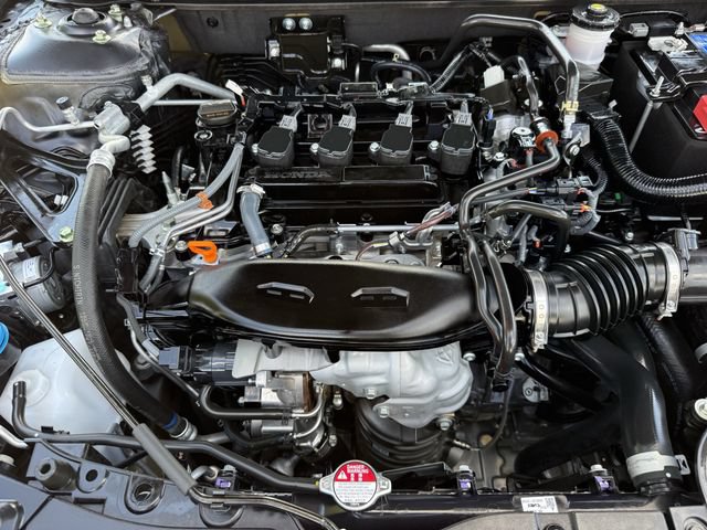 Used 2025 Honda Accord LX image 32