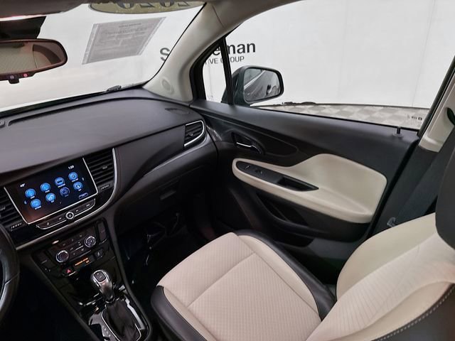 Used 2020 Buick Encore Preferred image 22