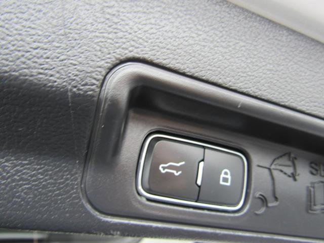 Used 2025 Ford Explorer Active AWD/4WD image 15