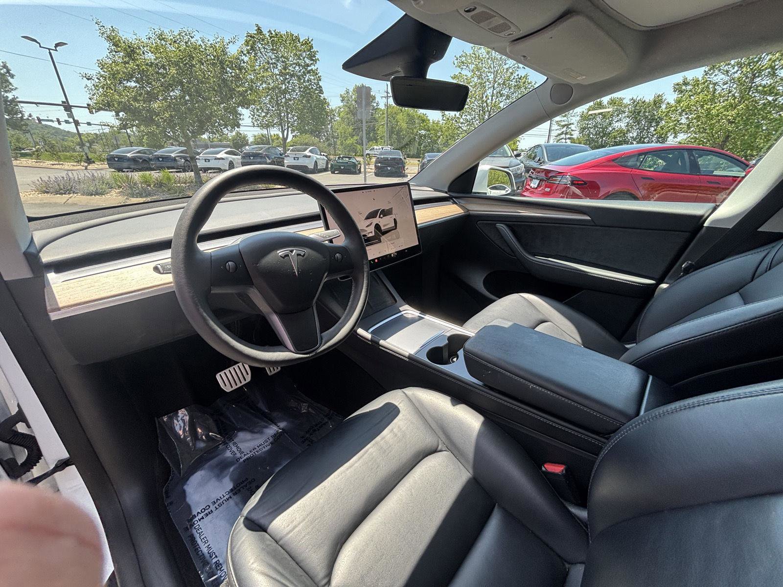 Used 2022 Tesla Model Y Performance AWD/4WD image 26