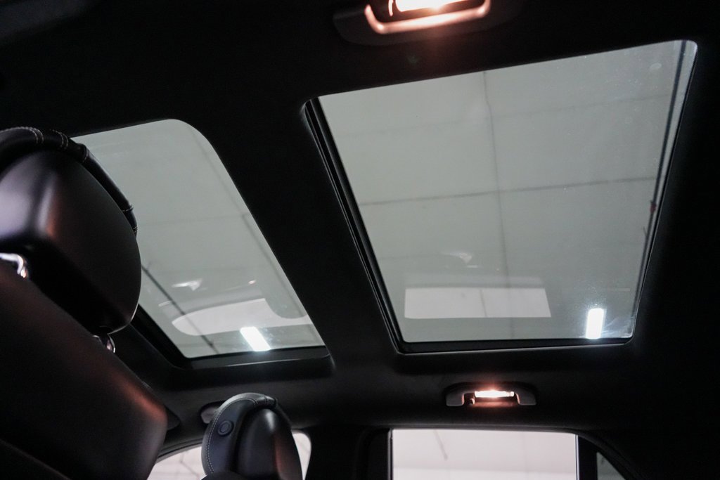 Used 2018 Mercedes-Benz GLE 63 AMG 4MATIC w/ Premium 3 Package image 16