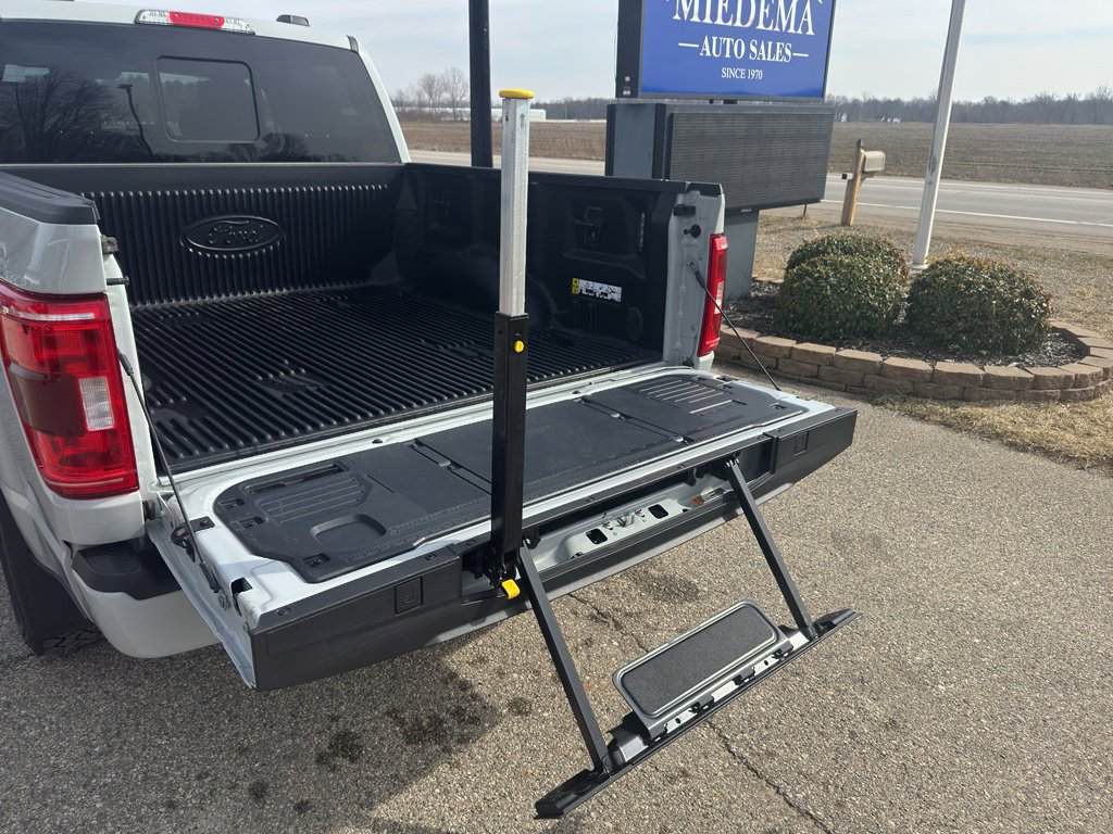 Used 2023 Ford F150 XLT w/ Equipment Group 302A High image 13