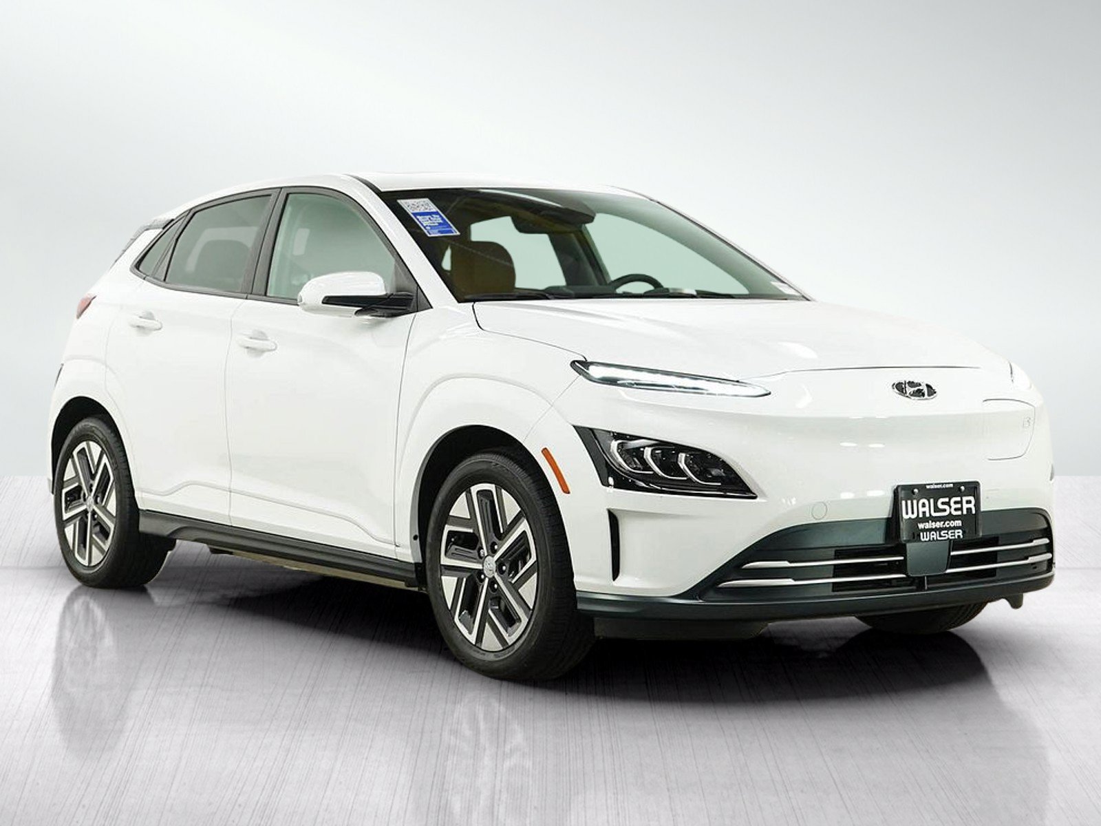 Certified 2023 Hyundai Kona Limited w/ Cargo Package FWD image 8