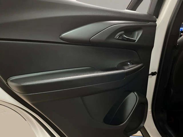 Used 2025 Chevrolet TrailBlazer RS w/ Convenience Package image 59