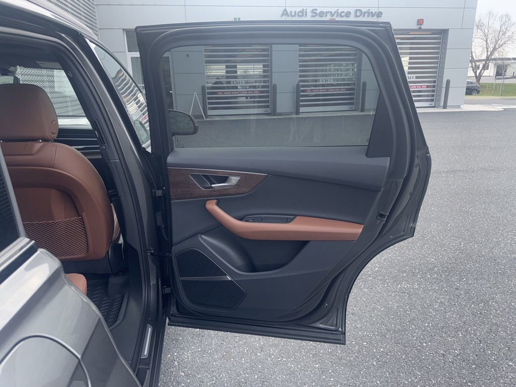 New 2026 Audi Q7 3.0T Premium AWD/4WD image 15
