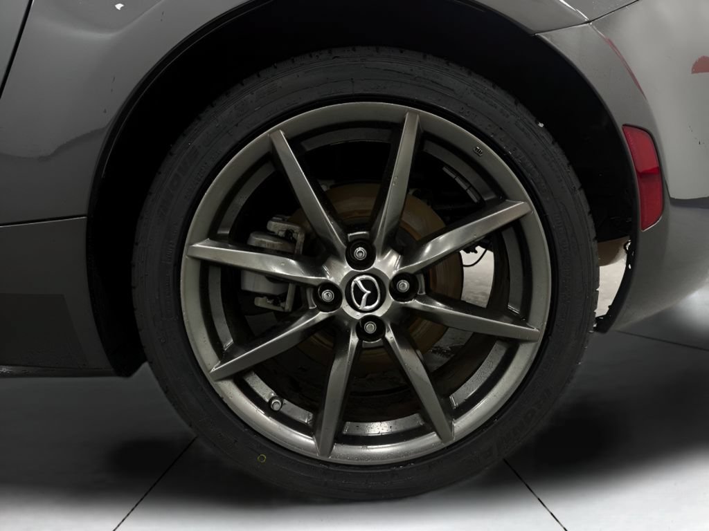 Used 2019 MAZDA MX-5 Miata Grand Touring w/ GT-S Package RWD image 27