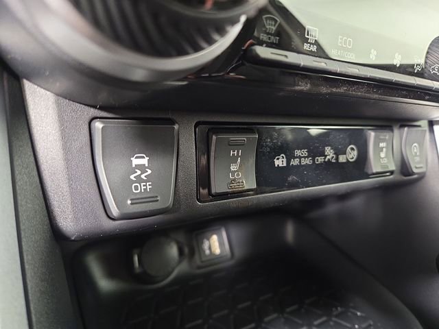 New 2025 Toyota RAV4 XLE image 29