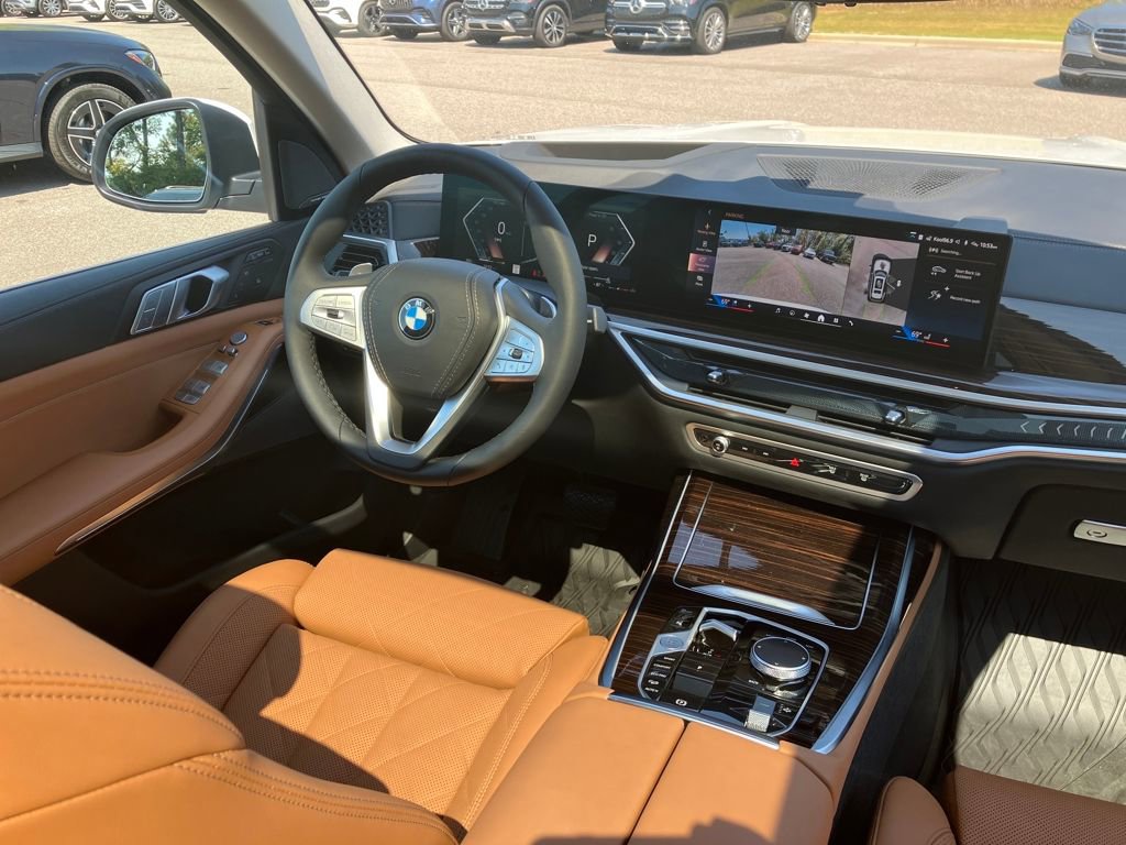Used 2026 BMW X7 xDrive40i image 44