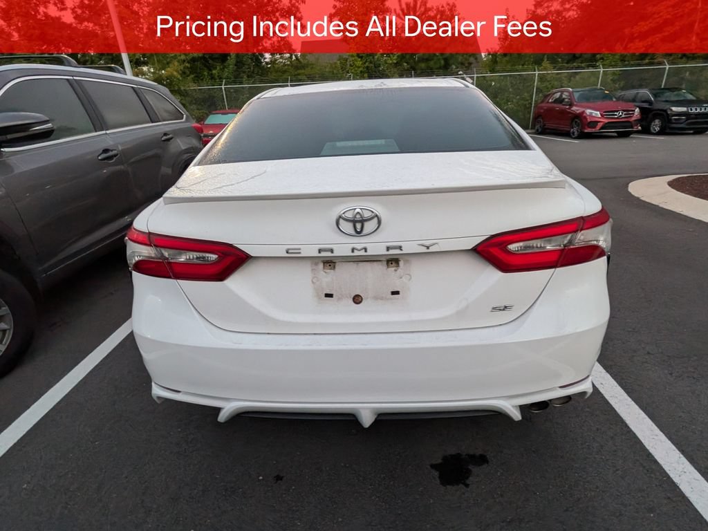 Used 2018 Toyota Camry SE FWD image 6