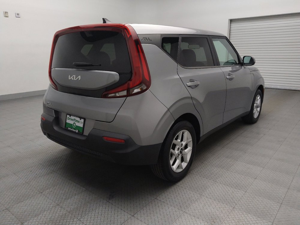 Used 2022 Kia Soul LX w/ Technology Package FWD image 9