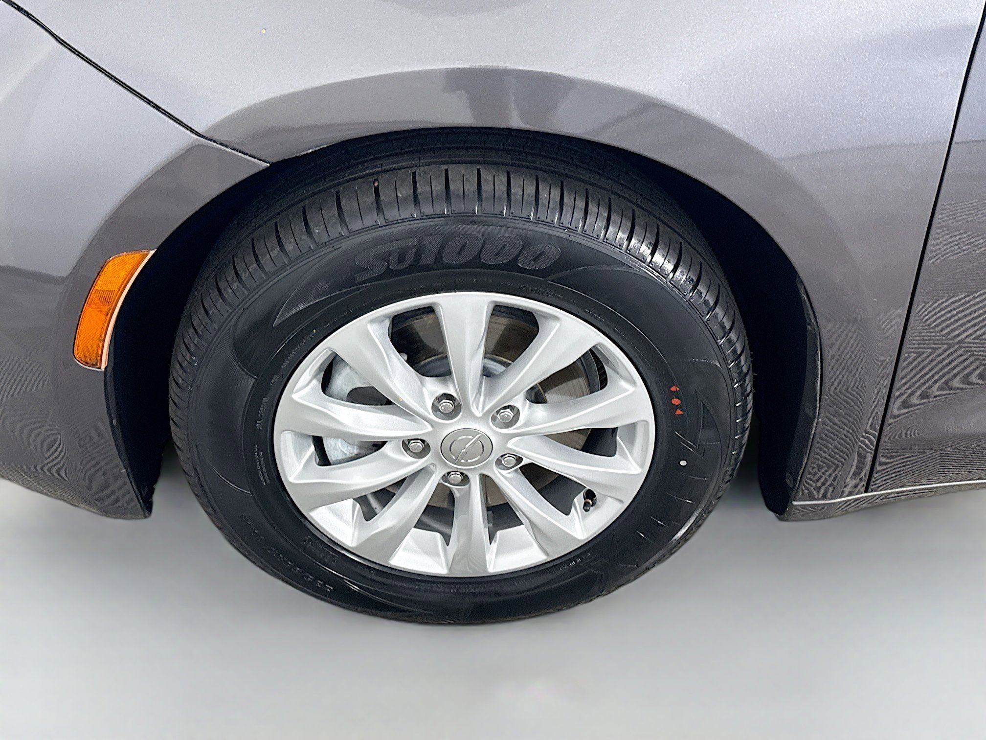 Used 2019 Chrysler Pacifica LX w/ Tire & Wheel Group image 36
