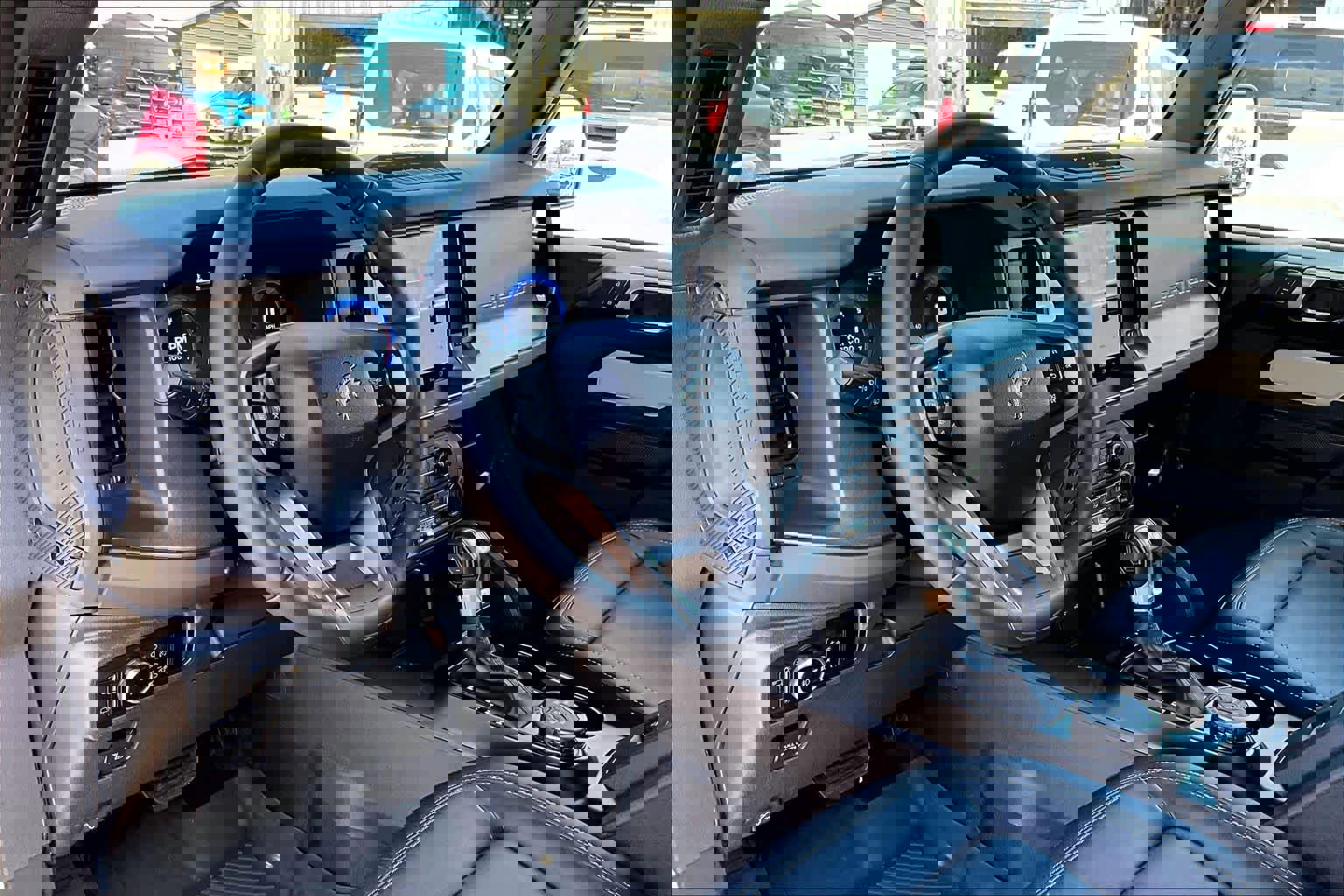 Certified 2025 Ford Bronco Badlands image 18