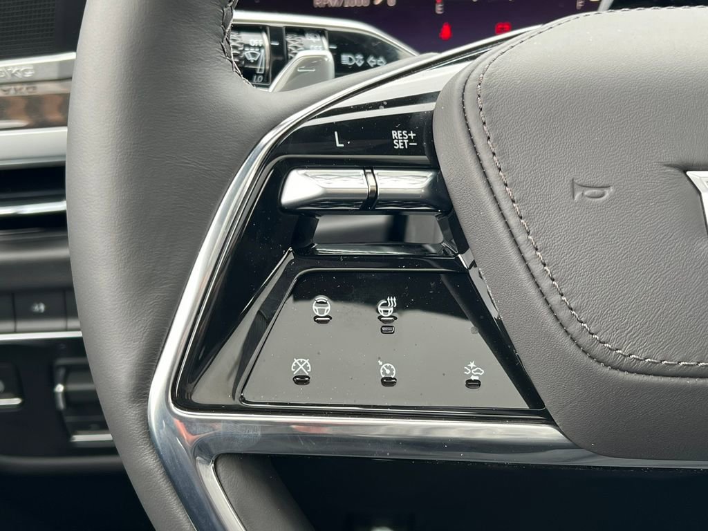 New 2026 Cadillac Escalade Platinum Sport w/ LPO, ONYX Package image 23