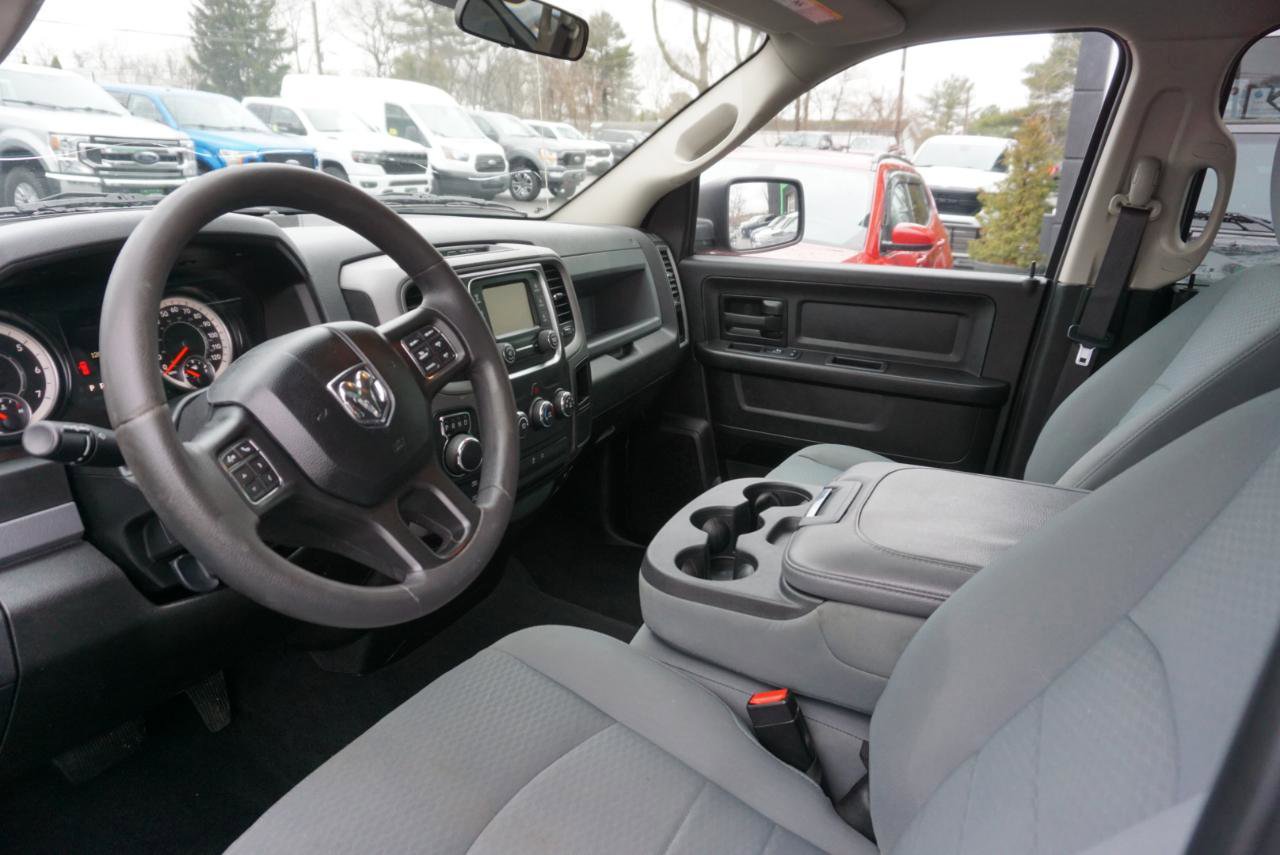Used 2019 RAM 1500 Express w/ Express Value Package AWD/4WD image 11