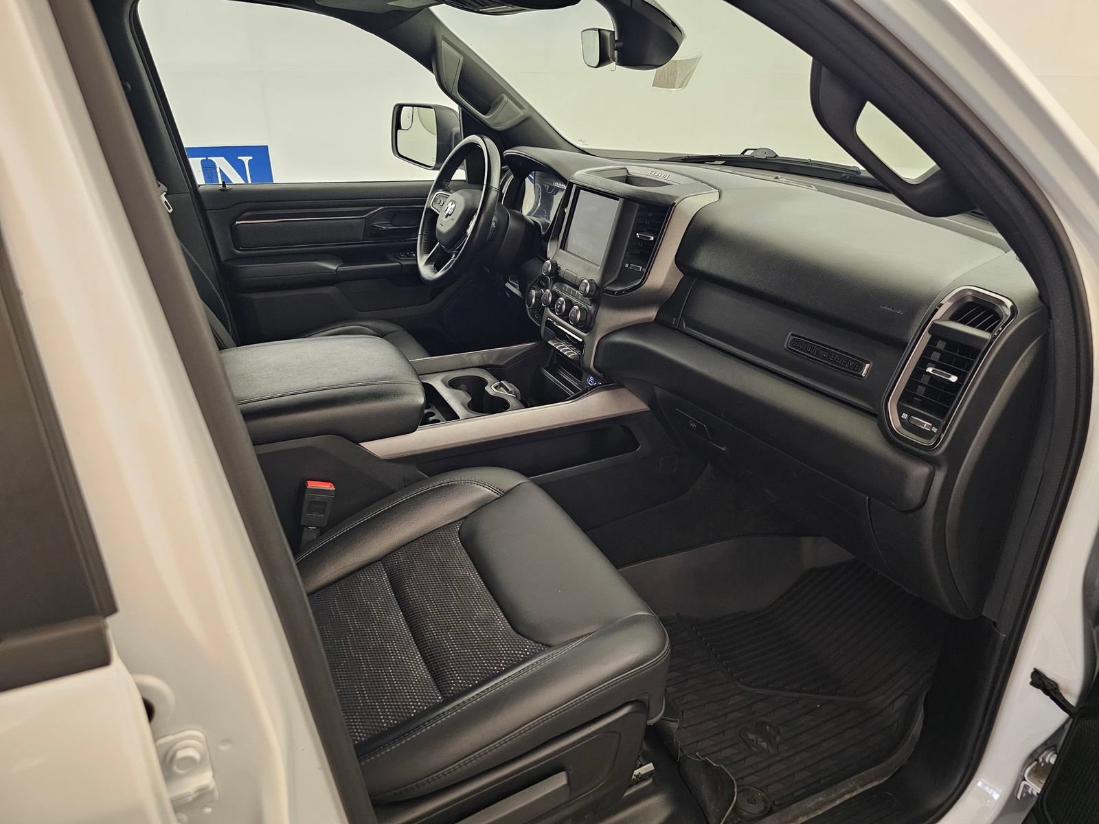 Used 2023 RAM 1500 Big Horn AWD/4WD image 24