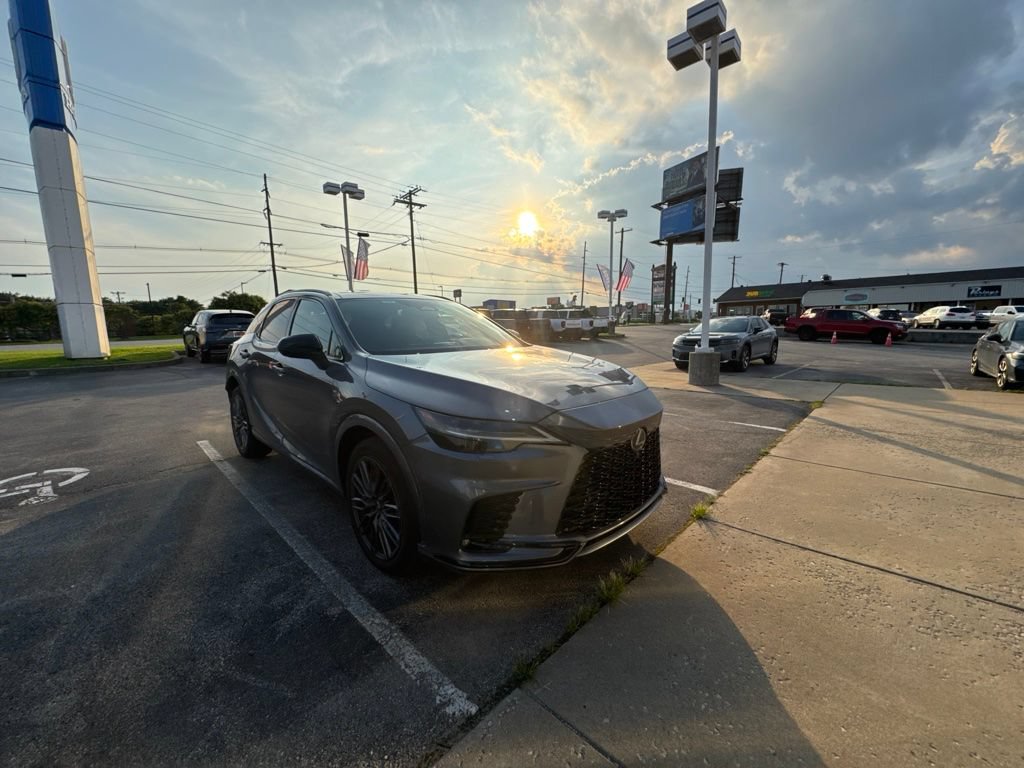 Used 2023 Lexus RX 500h F Sport w/ Accessory Package (2T) AWD/4WD image 3
