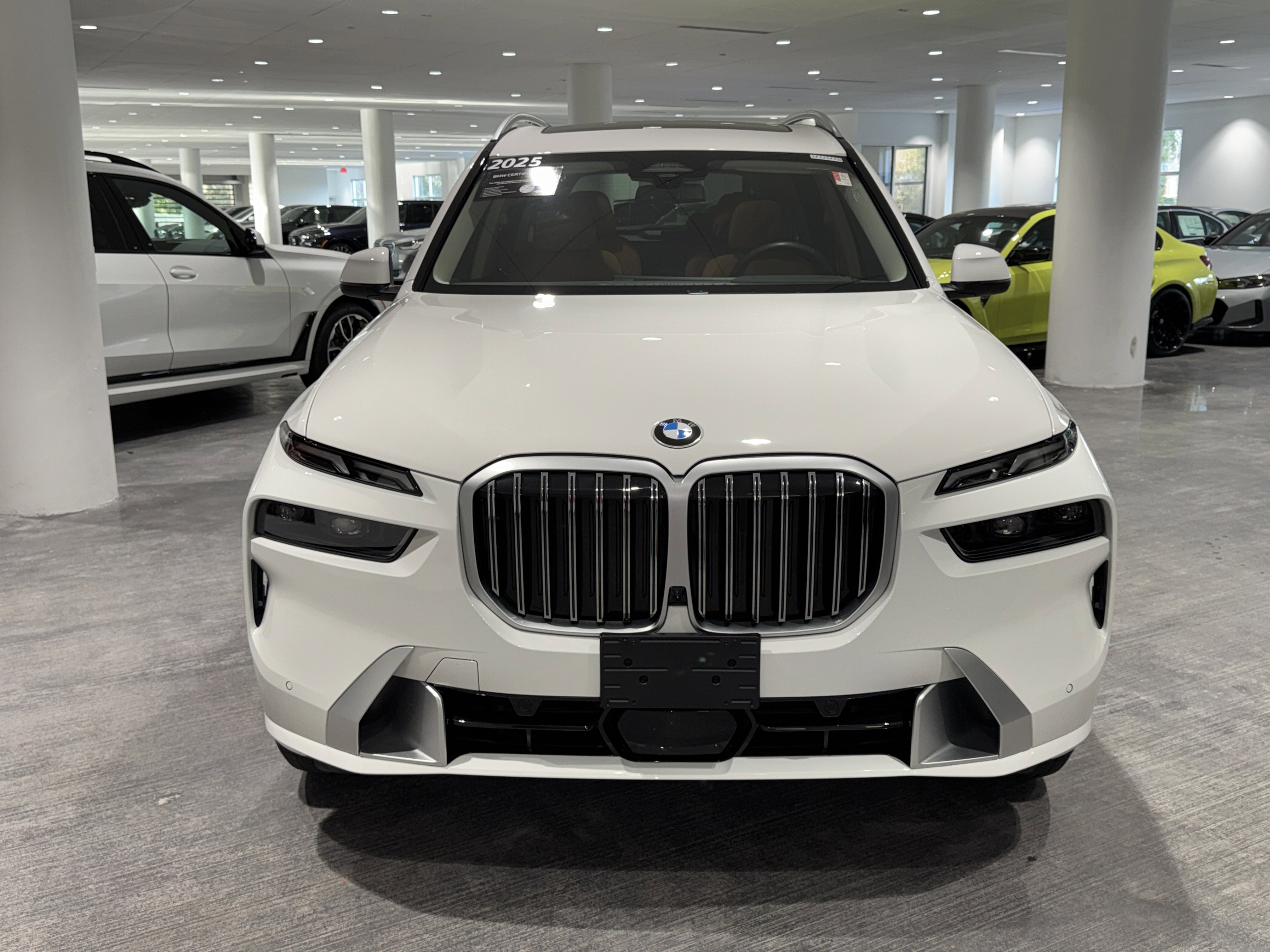 Certified 2025 BMW X7 xDrive40i w/ Premium Package image 3