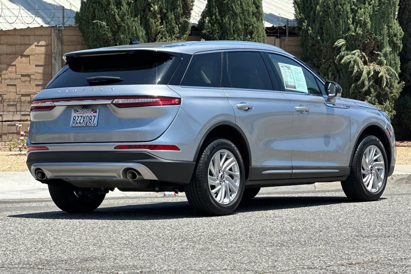 Used 2022 Lincoln Corsair FWD image 4