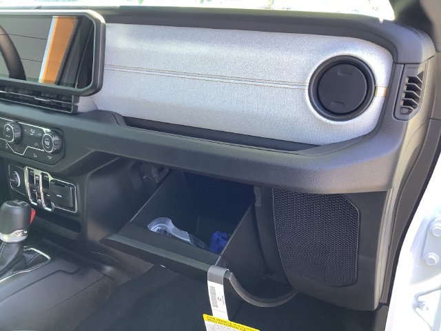 New 2026 Jeep Gladiator Sport AWD/4WD image 41