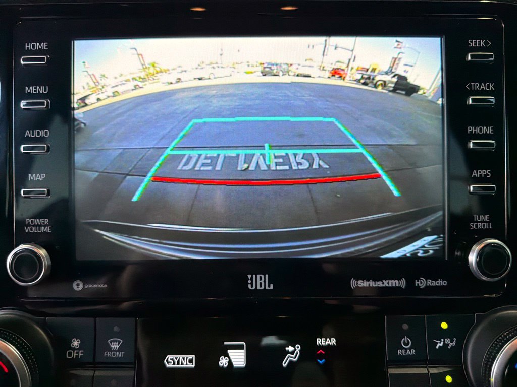 Certified 2021 Toyota Highlander XSE FWD image 32