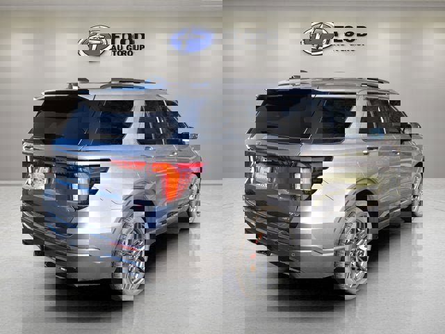 New 2026 Ford Explorer ST-Line w/ ST-Line Street Pack image 2