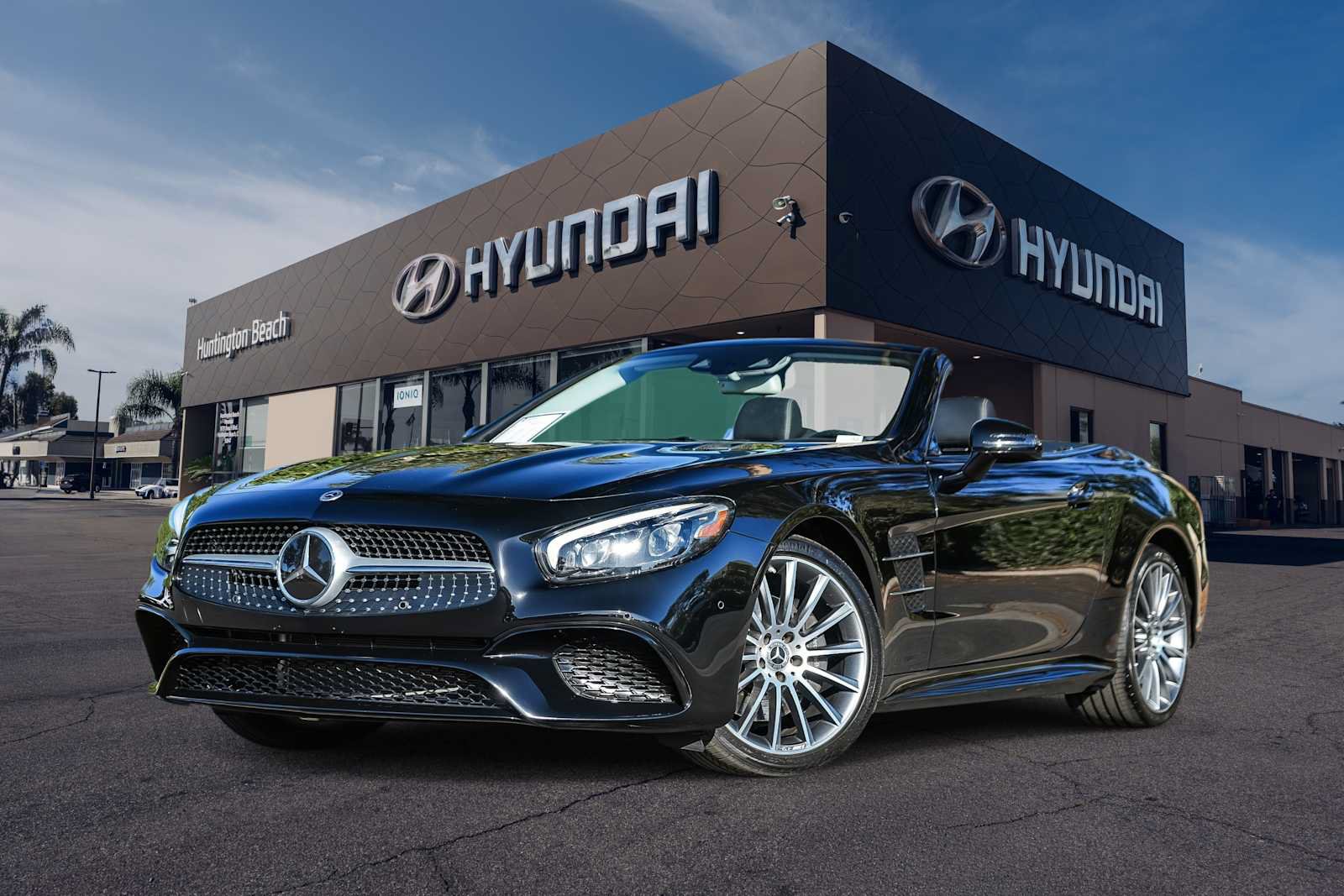 Used 2019 Mercedes-Benz SL 450 image 1