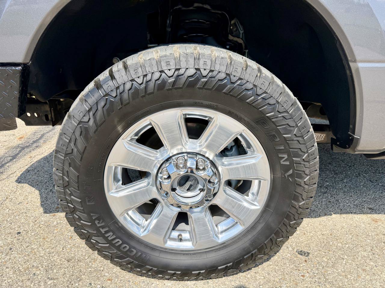 Used 2022 Ford F350 Platinum AWD/4WD image 12