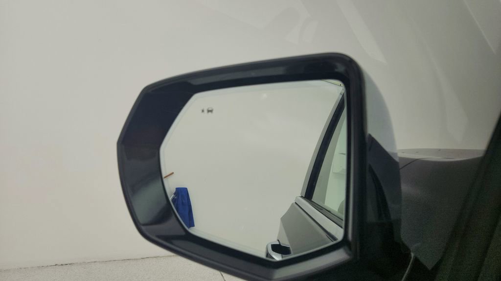 Certified 2025 Chevrolet Tahoe Premier image 16