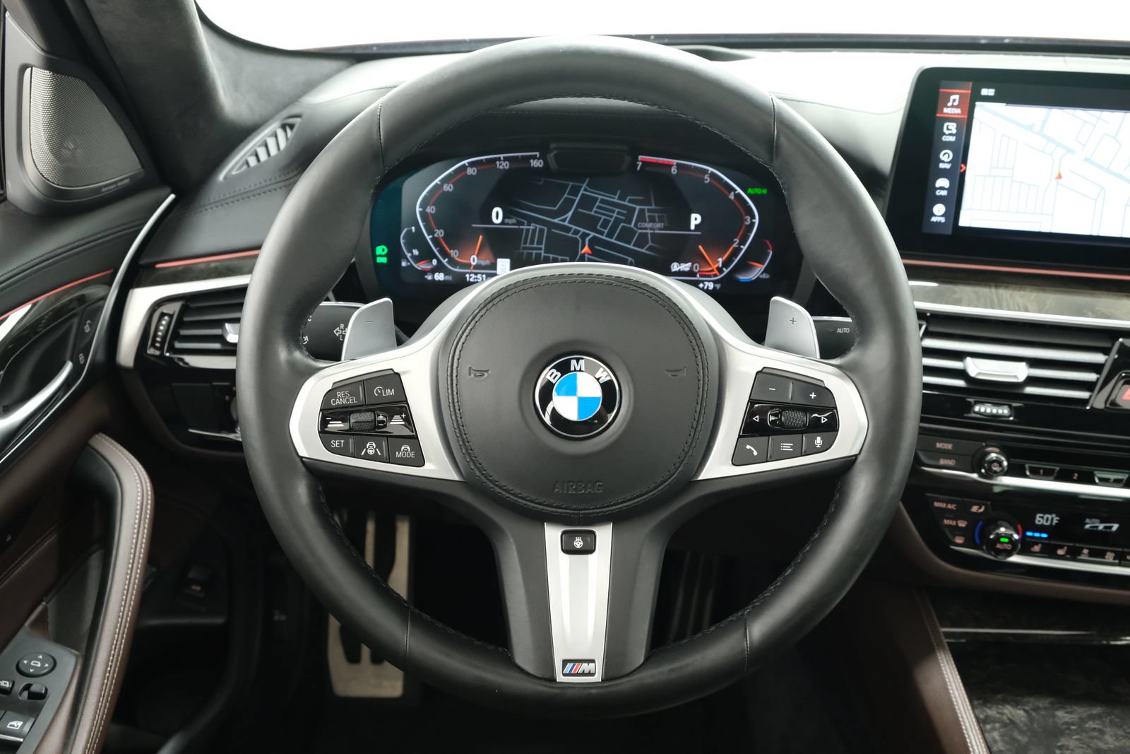 Used 2022 BMW M550i xDrive w/ Executive Package AWD/4WD image 11