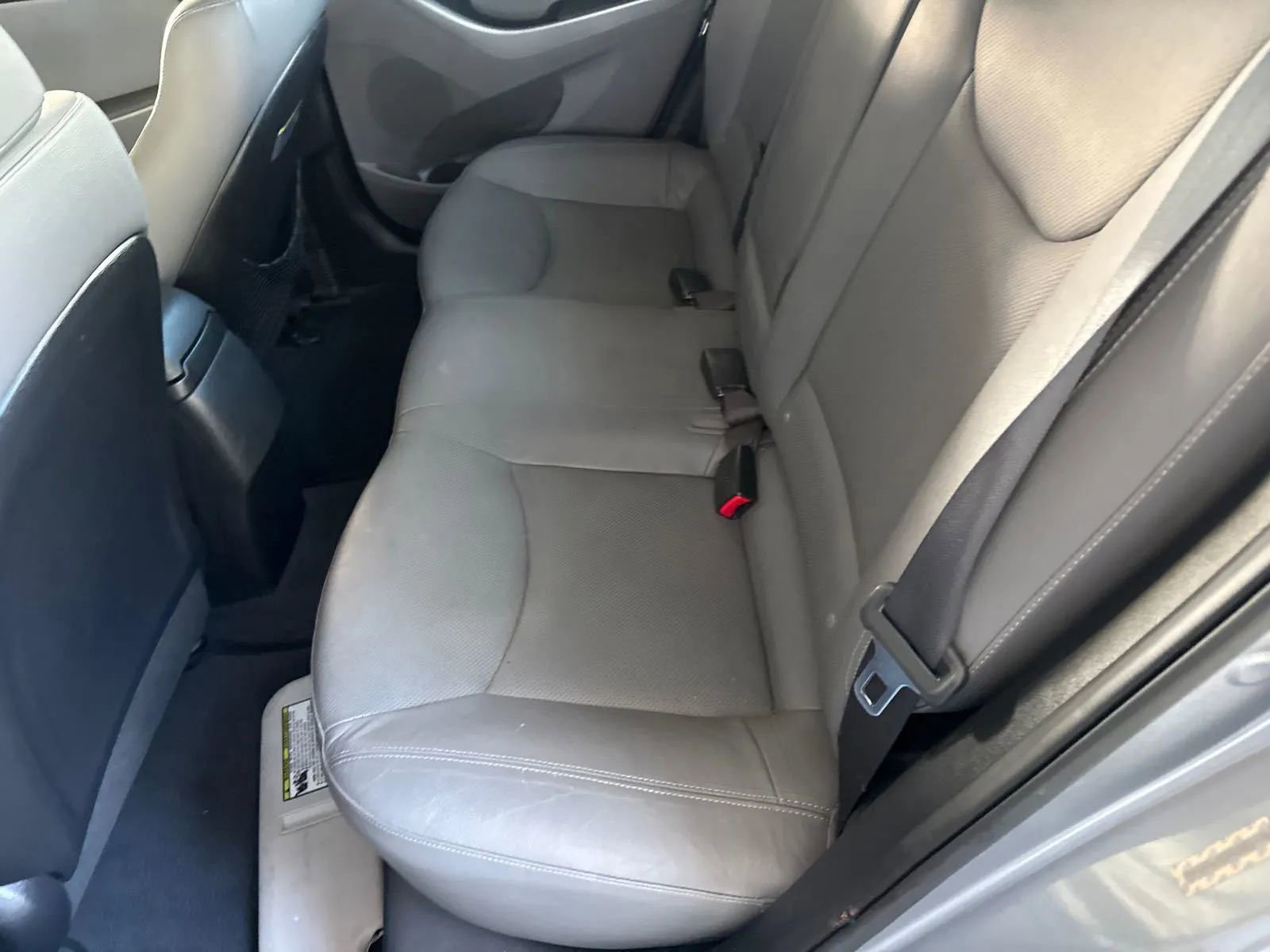 Used 2014 Hyundai Elantra Limited w/ Option Group 03 FWD image 6