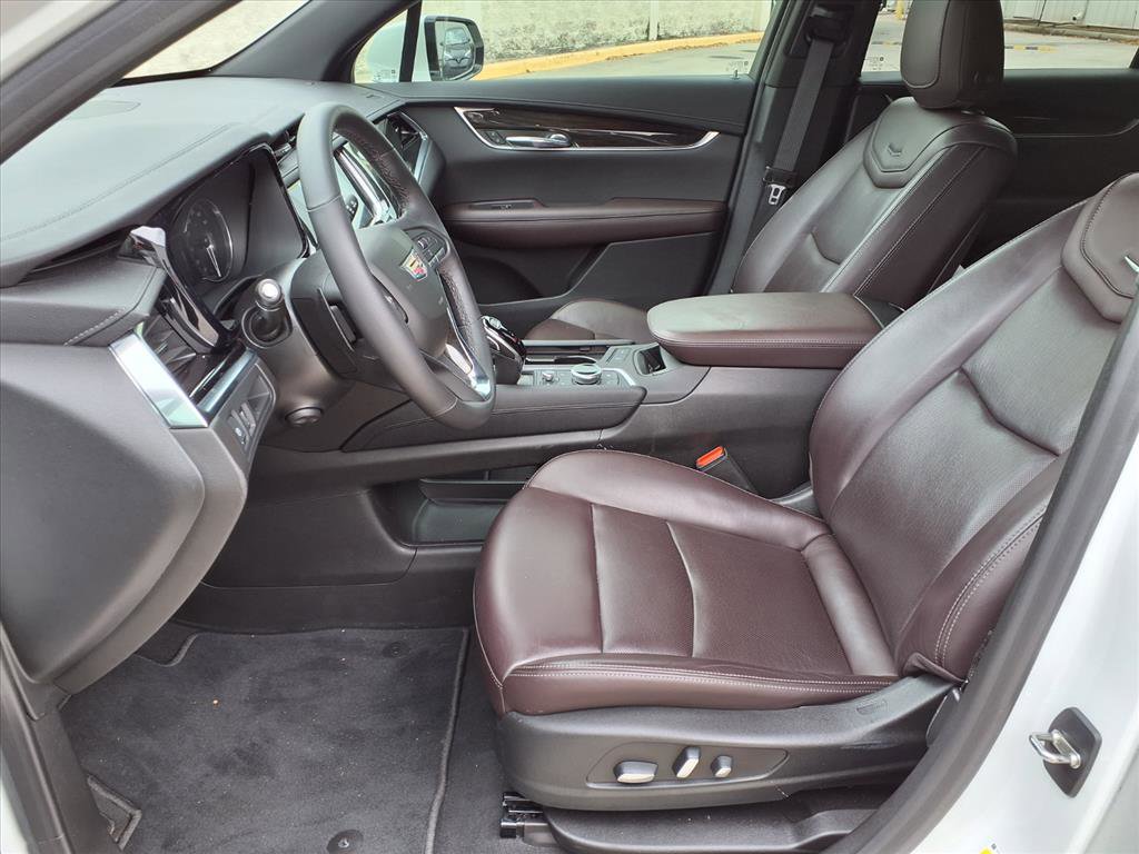 Certified 2022 Cadillac XT6 Premium Luxury image 19