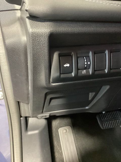 Used 2023 Subaru Legacy Limited image 19