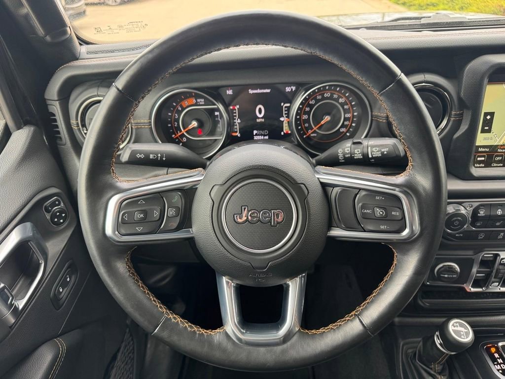 Used 2021 Jeep Wrangler Unlimited Sahara AWD/4WD image 9