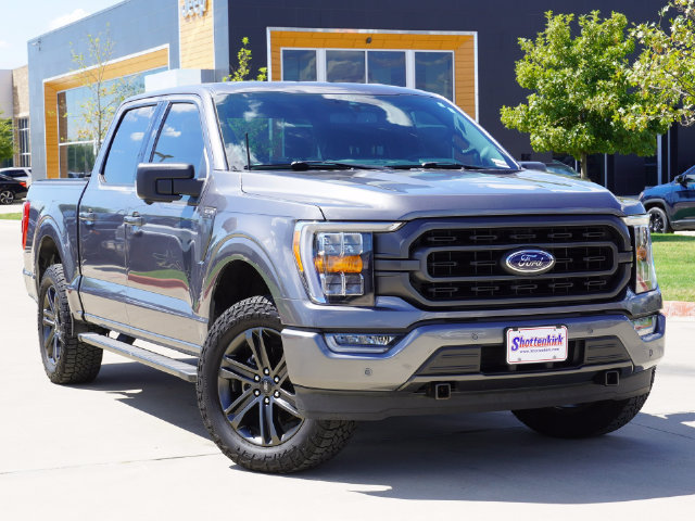 Used 2021 Ford F150 XLT w/ Equipment Group 302A High RWD image 2