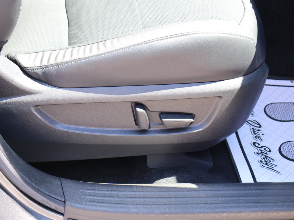 Used 2022 INFINITI QX50 Essential AWD/4WD image 9