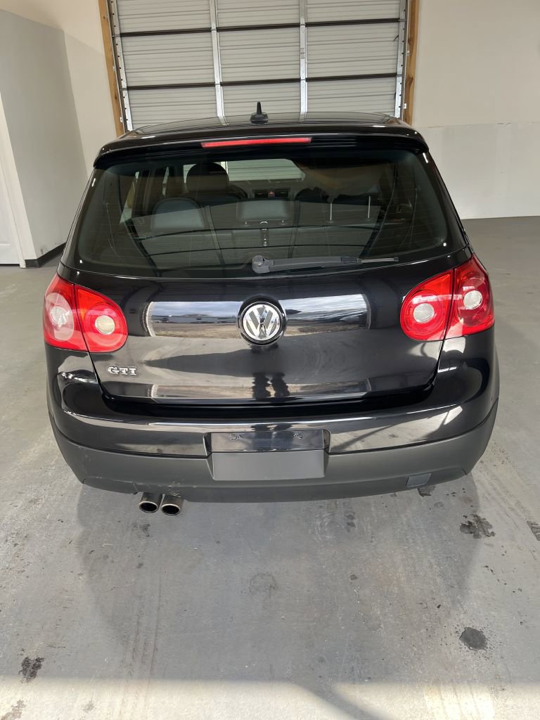 Used 2009 Volkswagen GTI 4-Door image 4