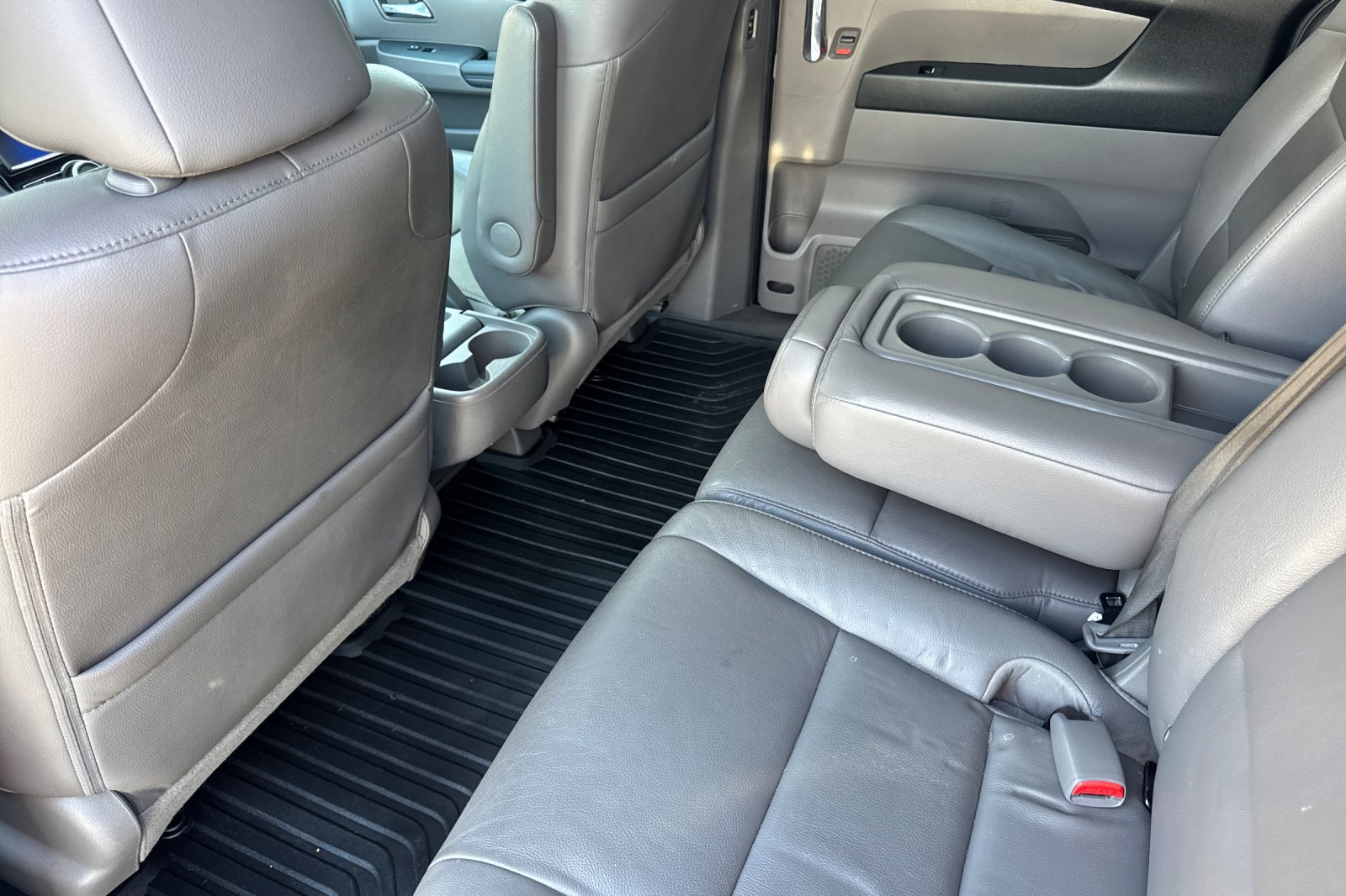 Used 2015 Honda Odyssey EX-L image 25