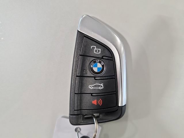 Used 2025 BMW 330i xDrive Sedan image 27