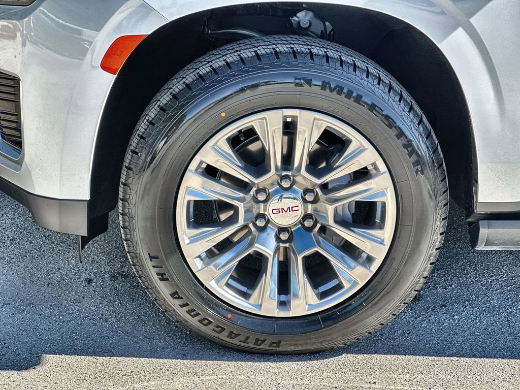 Certified 2023 GMC Yukon Denali image 32